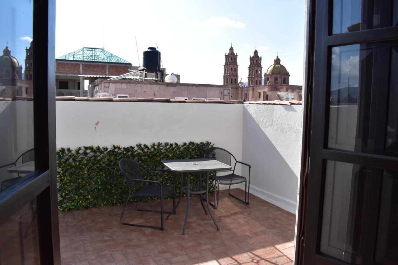 El Suburbio - Serapio Rendon Morelia Exterior photo